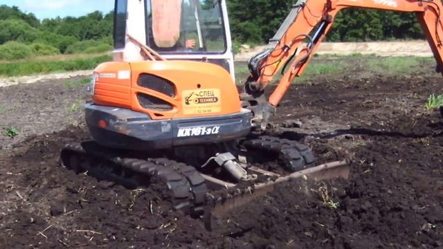 Планировка заболоченной территории гусеничным мини-экскаватором - steh39.ru смотреть онлайн