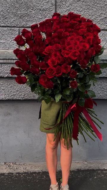 101 красотка 😍 #высокаяроза#цветы#новосибирск#доставка#букет#flowers смотреть онлайн
