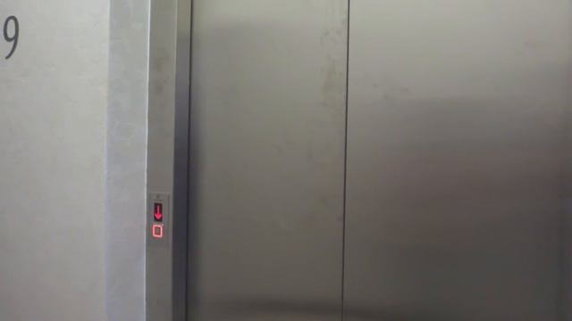 Лифт Kleemann в жилом доме смотреть онлайн