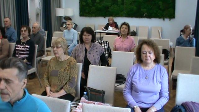 Распевки на уроке вокала в ЦМД ВДНХ 21.03.2025 смотреть онлайн