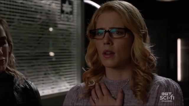 Felicity, Mia, William + team arrow "She became a hero" Arrow 8x10 sub español смотреть онлайн