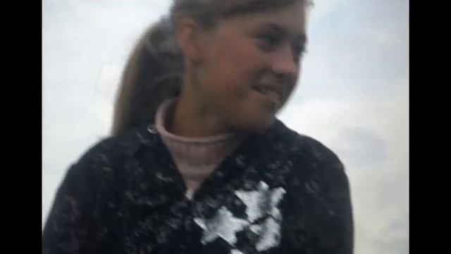 Какое лето в деревне без лошадей? Катя, Настя, Андрей и лошади