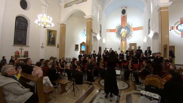 Chór Medicantus i Orkiestra WUM - Jacob Arcadelt - Ave Maria смотреть онлайн