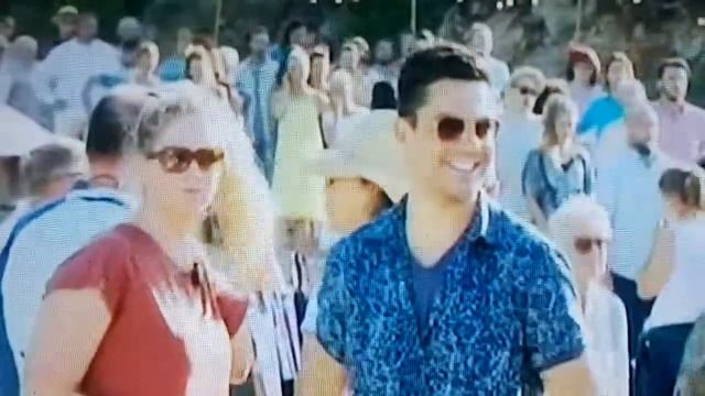 Mama mia con Cher. Muy pronto смотреть онлайн