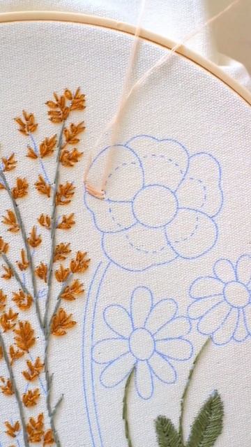 Длинный и короткий стежок Long and Short Stitch #вышивка #embroidery #stemstitch #stitch смотреть онлайн