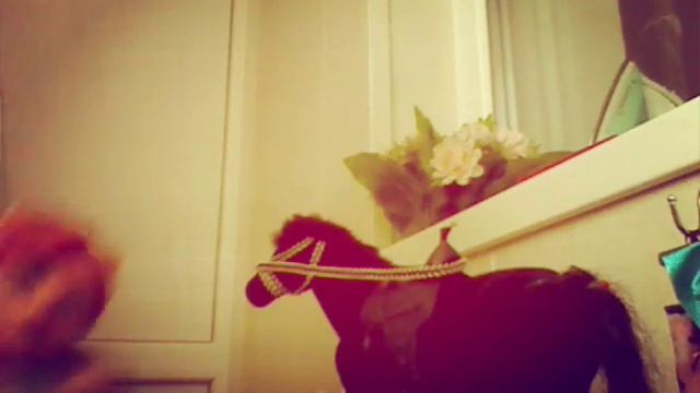 DIY: как просто сделать браслет для куклы!!!!