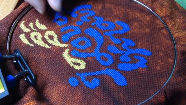 Відео під вишивку: що бачу, те співаю...))) смотреть онлайн