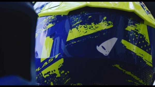 Casco motocross INTREPID - UFO PLAST 2020