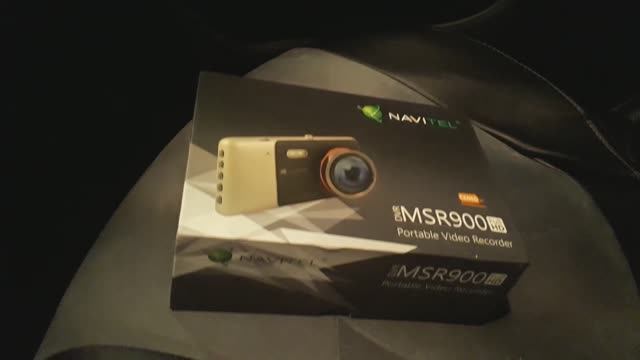 Глюченый видеорегистратор Navitel MSR900 смотреть онлайн