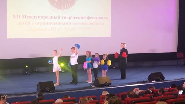 Танцевальное искусство современный коллектив Млечный Путь 7 10 лет Веселый микс смотреть онлайн