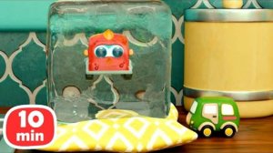 Веселый мультик для малышей. Машинки Мокас застряли В ХОЛОДИЛЬНИКЕ!