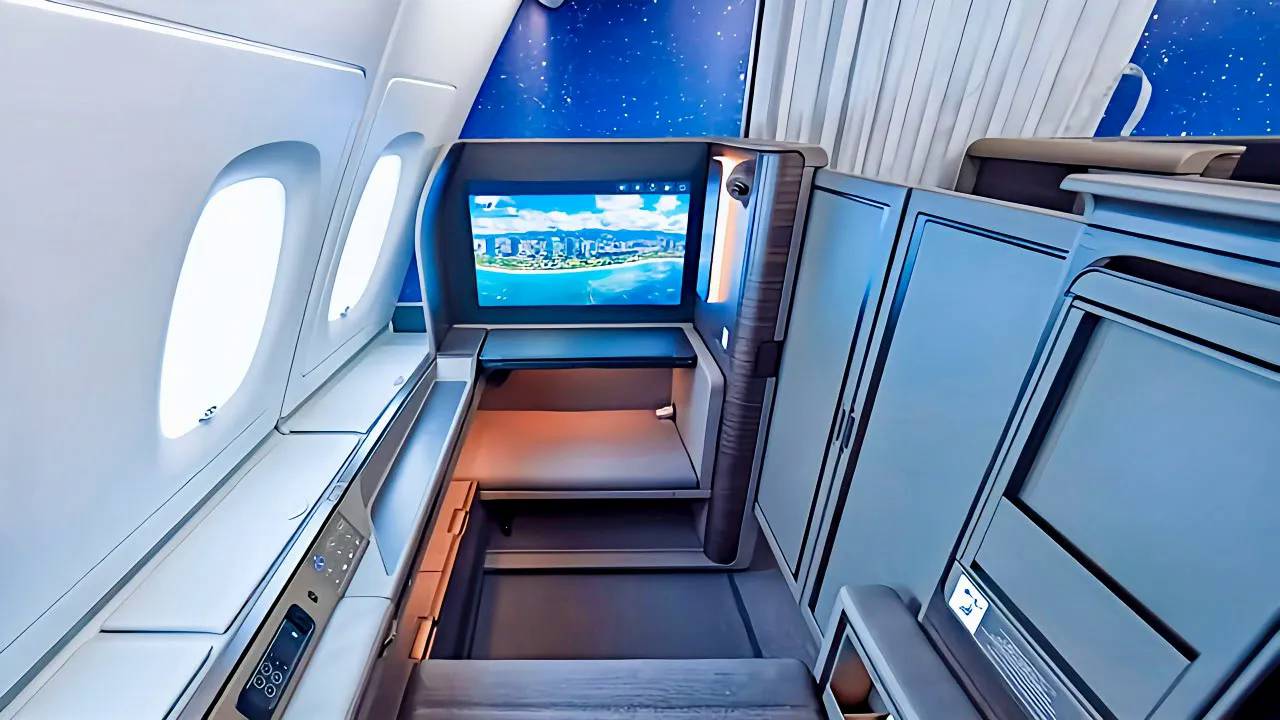 ANA First Class A380 Flight from Honolulu to Tokyo (+ Lounge) ｜ Full Flight Experience смотреть онлайн