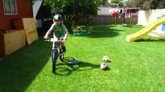 Max's first go on SPDs смотреть онлайн