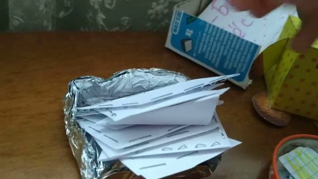 Распаковка 5 бумажных сюрпризов с Лили смотреть онлайн