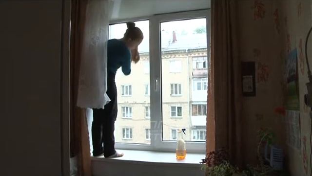 Современные  тимуровцы каждый день помогают тем, кому трудно