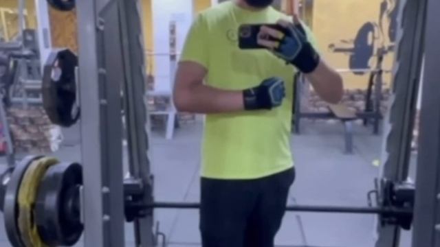 Salah Boi 💗 Gym Edit #foodiebeauty #kuwait #salah #beezing #irl смотреть онлайн