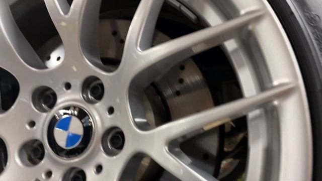 History and Undercarriage: 6-Speed Lime Rock M3 смотреть онлайн