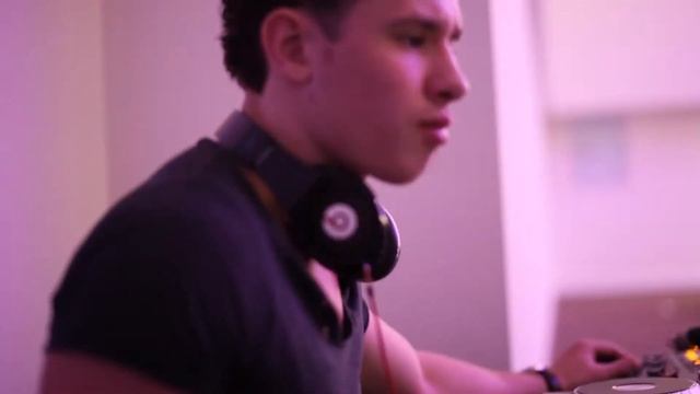 Zabava. Новогодний корпоратив в Аналитическом центре при Правительстве РФ. смотреть онлайн