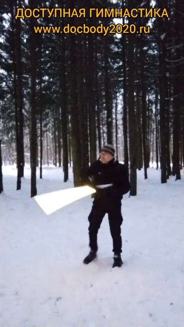 Практика со световыми мечами в лесу (25)