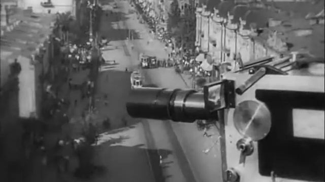 M-Eject - The Man With A Movie Camera (dub techno mix) смотреть онлайн
