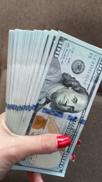 14000 долларов. Красные ногти. Красный маникюр смотреть онлайн