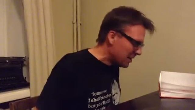 Олег Сурков - Бесенячьи тонкие щёлки (набросок) смотреть онлайн