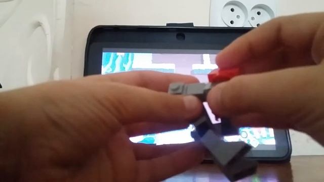 Лего фигурки по бравл старс часть 9 и сиреноголовой и мостовой червь