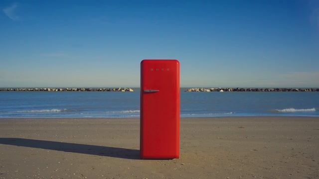 Smeg iconic FAB28 refrigerator смотреть онлайн
