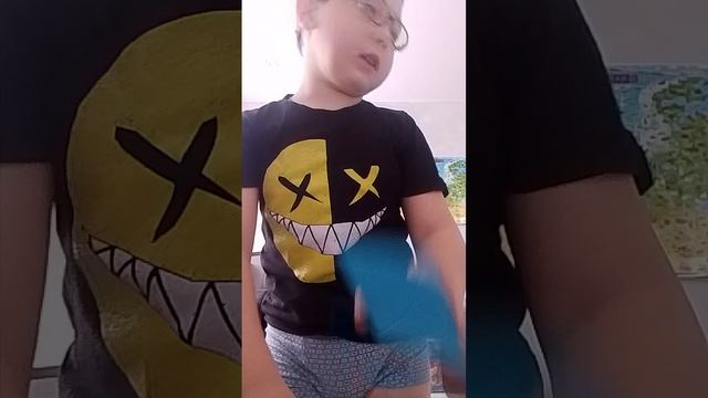 маски-игра в кальмара.