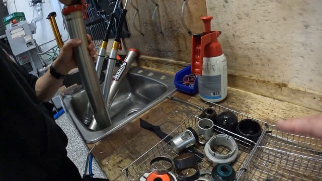 Ohlins Cartridge Inserts. Complete Rebuild. Front and Rear смотреть онлайн