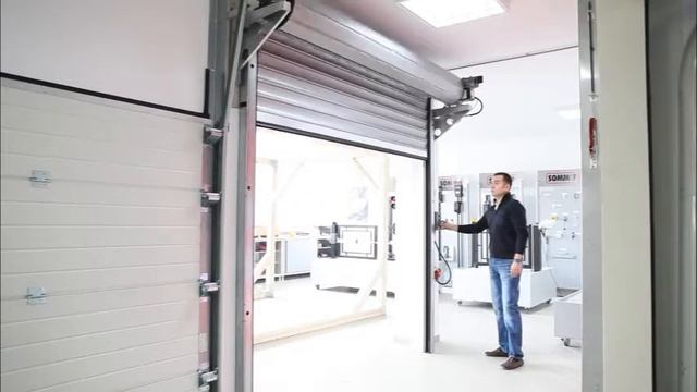 Промышленные рулонные ворота MCA