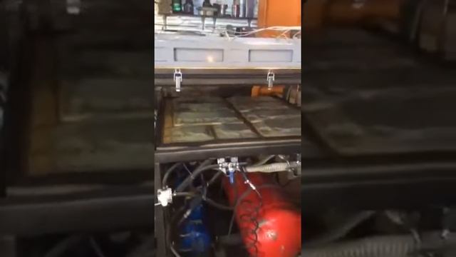 Универсальный вакуумно-формовочный станок "Вибропресс-НН" смотреть онлайн