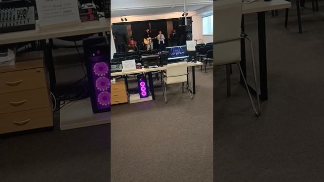 Репетиция в церкви 