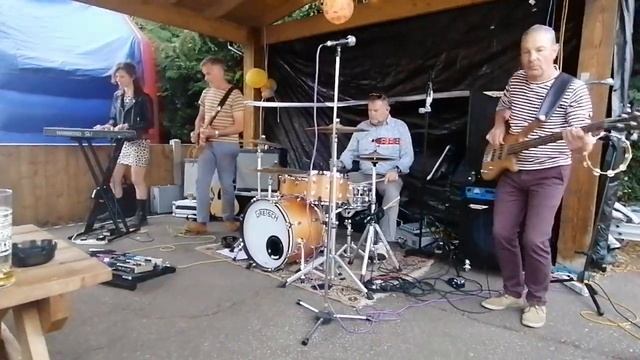 Green Onions - Live смотреть онлайн
