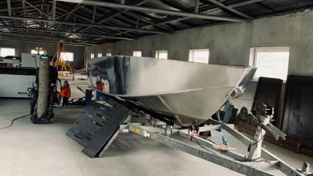 Barca Sport din Aluminiu de 6.5 metri Arhitectura si Design Andrei Rochian смотреть онлайн
