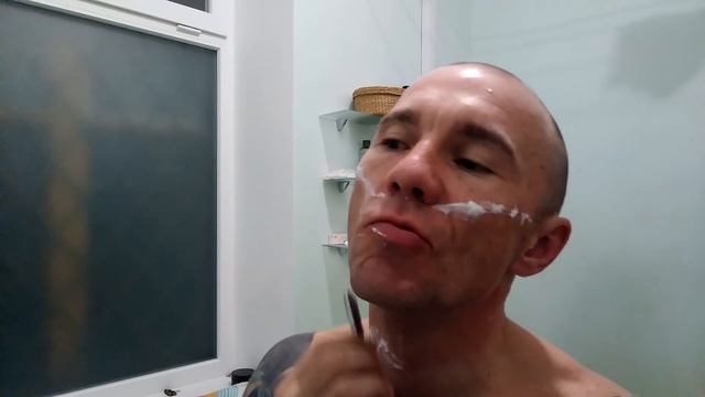 Бритье классической японской бритвой. смотреть онлайн