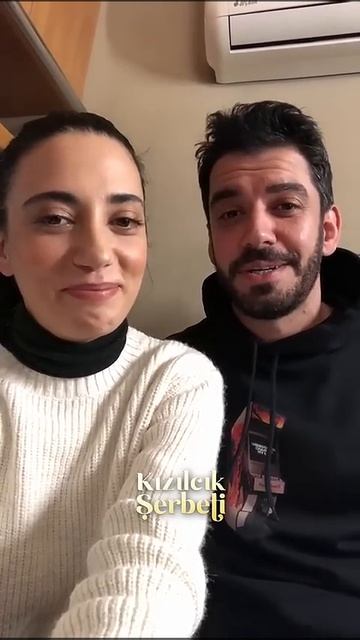 Umut Ve Nursema'dan Mesaj Var! ✉️ | #KızılcıkŞerbeti #shorts