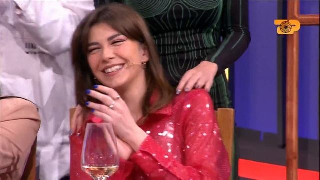 Rrëqethet studio nga balada e Fidan Gashit dhe Rita Hazirit - E Diell смотреть онлайн