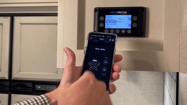 Control Electric Stabilizer Jacks - JAYCOMMAND And TravelLINK Smart RV Mini Systems