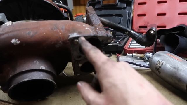 How to Remove and Install a Turbo on a 2004.5-2010 Duramax GM/GMC 2500HD смотреть онлайн