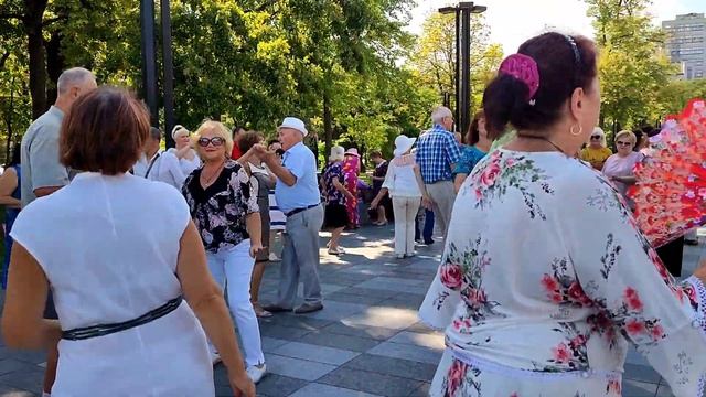 ОСЬ І ЛІТО ПРОМАЙНУЛО! ИЮЛЬ 2024 ТАНЦЫ ХАРЬКОВ #retrodancing смотреть онлайн