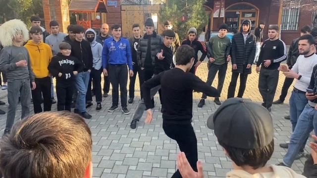 Zaqatalada Avar Oglanlari Super Lezginka 2022 (Meydan Park Zaqatala) смотреть онлайн