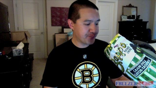 SPICY PICKLE POTATO CHIPS REVIEW смотреть онлайн