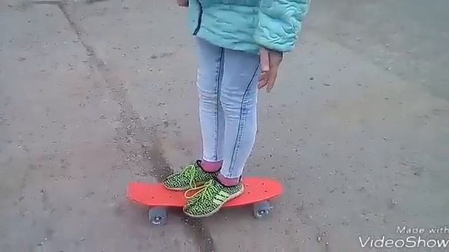 Влог!)))/катаюсь на скейте, как кататься на скейте?/