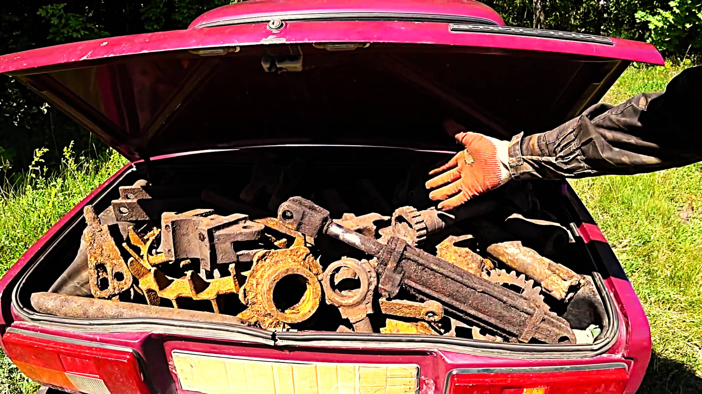 Как же раньше здесь не искали. Вывез гору металла. Коп металлолома копаю, пока есть силы. смотреть онлайн