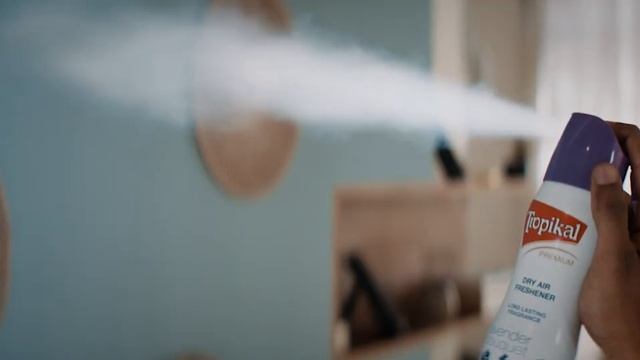TROPIKAL AIRFRESHENER: SMELLS SO GOOD YOU WOULD THINK SOMEONE ELSE IS THERE. смотреть онлайн
