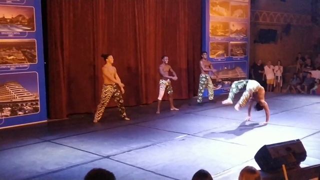Brazil capoeira show at Delphin Deluxe resort 2019 смотреть онлайн