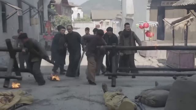 【功夫電影】日軍欺辱美女，沒成想美女是功夫特工，1個高抬腿完虐他們！Kung Fu | Action film HD