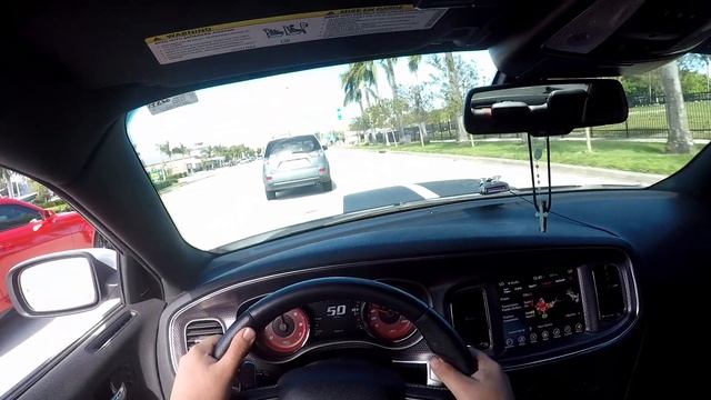 2017 Dodge Charger Hellcat POV Drive (770whp) смотреть онлайн