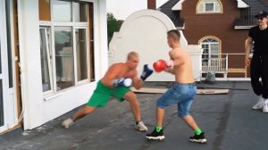 Даниил Степанов VS Иван Золо - БОЙ [перезалив]